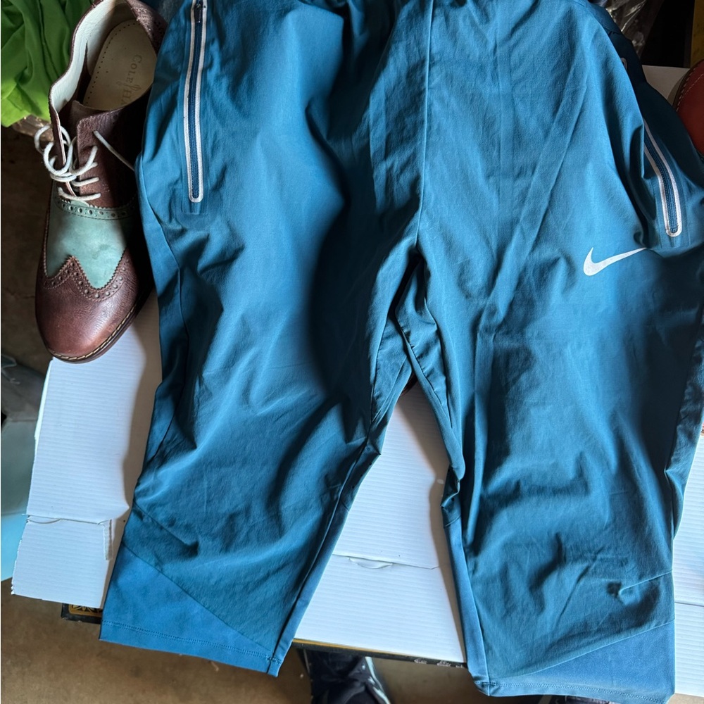 Nike Men's Teal Joggers with White Logo